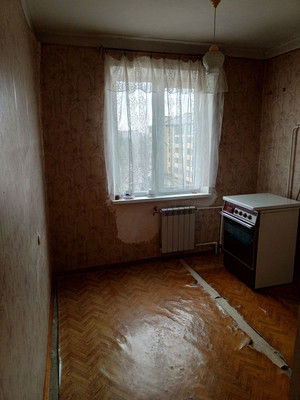 Продам однокомнатную (1-комн.) квартиру, 1 мкр, 12, Кропоткин г