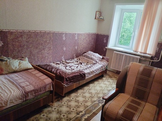 Сдам двухкомнатную (2-комн.) квартиру, Санаторная ул, 2, Алексин г