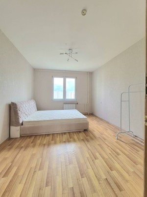 Продам двухкомнатную (2-комн.) квартиру, Туристская ул, 13к1, Санкт-Петербург г