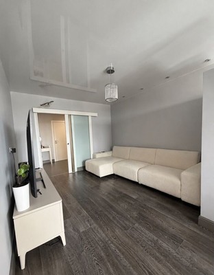 Продам трехкомнатную (3-комн.) квартиру, Угрешская ул, 32, Дзержинский г