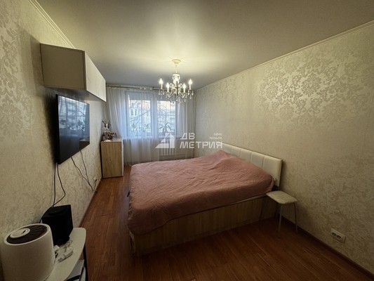 Продам двухкомнатную (2-комн.) квартиру, Железнодорожная ул, 81а, Южно-Сахалинск г