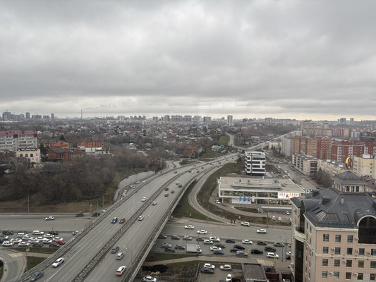 Продам многокомнатную квартиру, Петербургская ул, 65а, Казань г