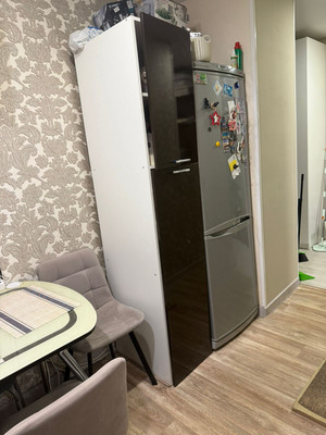Продам трехкомнатную (3-комн.) квартиру, Искровский пр-кт, 26, Санкт-Петербург г