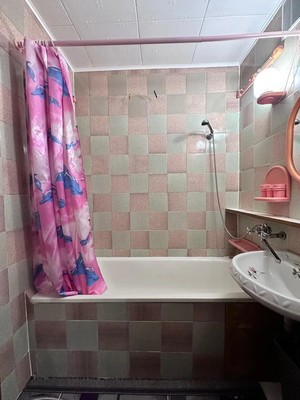Продам двухкомнатную (2-комн.) квартиру, Заря ул, 5а, Казань г