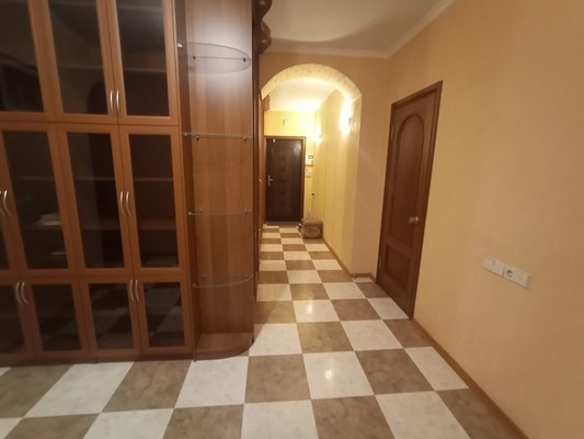 Продам двухкомнатную (2-комн.) квартиру, Зорге ул, 58Ак8, Ростов-на-Дону г