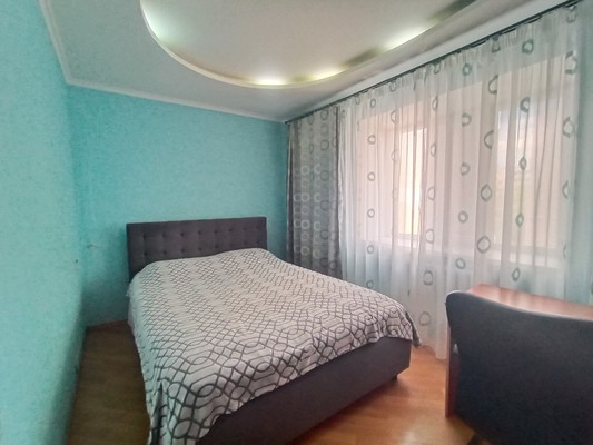 Продам двухкомнатную (2-комн.) квартиру, Зорге ул, 58Ак8, Ростов-на-Дону г