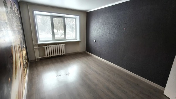 Продам двухкомнатную (2-комн.) квартиру, 1 мкр, 57, Кропоткин г