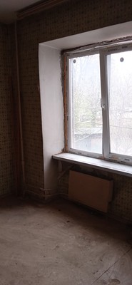 Продам двухкомнатную (2-комн.) квартиру, Бирюлёвская ул, 15, Москва г