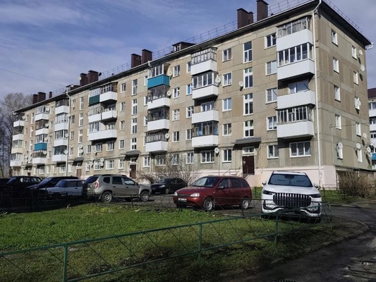 Продам трехкомнатную (3-комн.) квартиру, Солнечная ул, 19, Солнечный п