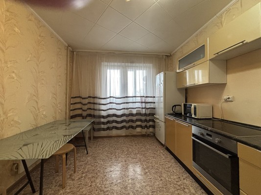 Продам однокомнатную (1-комн.) квартиру, Академика Завойского ул, 6, Казань г