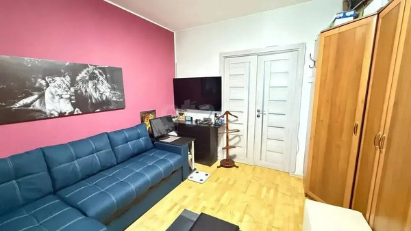 Продам трехкомнатную (3-комн.) квартиру, им. Зверева ул, 4, Красногорск г