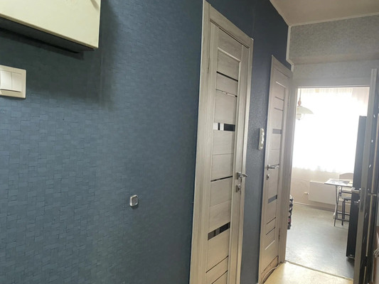 Продам трехкомнатную (3-комн.) квартиру, им. Зверева ул, 4, Красногорск г