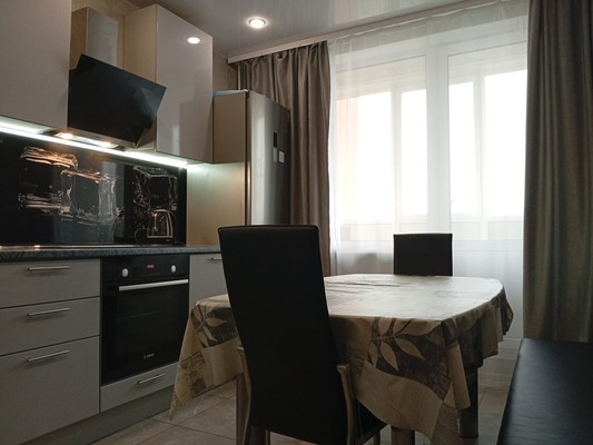Продам двухкомнатную (2-комн.) квартиру, Авиаторов Балтики пр-кт, 19, Мурино п