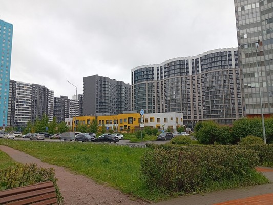 Продам двухкомнатную (2-комн.) квартиру, Авиаторов Балтики пр-кт, 19, Мурино п