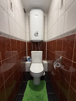 Продам трехкомнатную (3-комн.) квартиру, Красных Командиров ул, 9, Волосово г