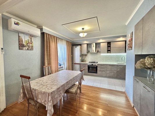 Продам трехкомнатную (3-комн.) квартиру, Калинина ул, 89, Пенза г
