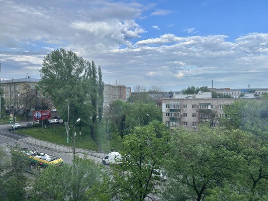 Продам трехкомнатную (3-комн.) квартиру, Калинина ул, 89, Пенза г