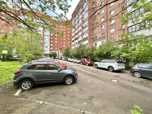 Продам трехкомнатную (3-комн.) квартиру, Калинина ул, 89, Пенза г