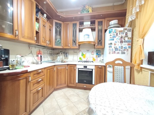 Продам многокомнатную квартиру, Мира ул, 49, Пенза г