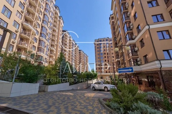 Продам двухкомнатную (2-комн.) квартиру, Лавровая (Центральный р-н) ул, 1Б, Сочи г