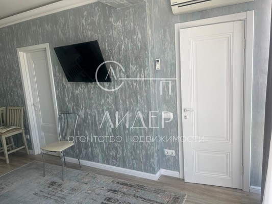 Продам двухкомнатную (2-комн.) квартиру, Лавровая (Центральный р-н) ул, 1Б, Сочи г