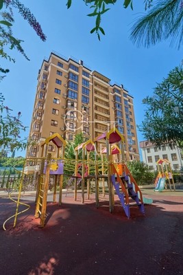 Продам двухкомнатную (2-комн.) квартиру, Лавровая (Центральный р-н) ул, 1Б, Сочи г