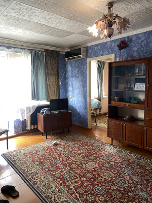Продам двухкомнатную (2-комн.) квартиру, Калинина ул, 122, Тихорецк г