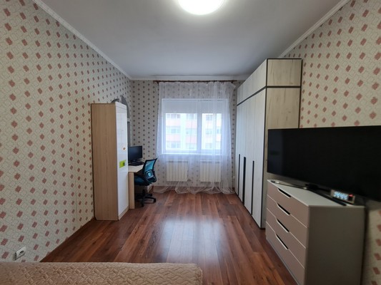 Продам трехкомнатную (3-комн.) квартиру, Объездная ул, 8, Ханты-Мансийск г