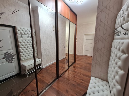 Продам трехкомнатную (3-комн.) квартиру, Объездная ул, 8, Ханты-Мансийск г