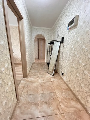 Сдам трехкомнатную (3-комн.) квартиру, Дзержинского ул, 168кг, Калининград г