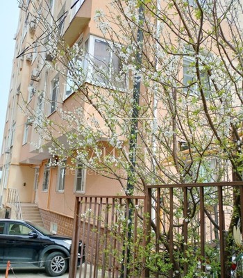 Продам однокомнатную (1-комн.) квартиру, Виноградная ул, 123/7, Беранда с