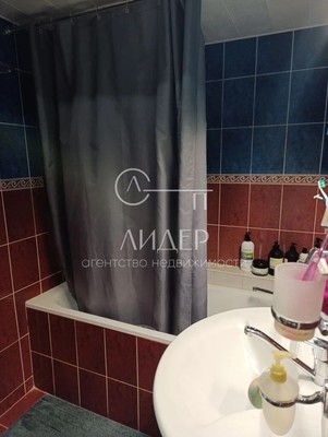 Продам трехкомнатную (3-комн.) квартиру, Вишневая ул, 20, Верхний Юрт с