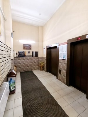 Продам двухкомнатную (2-комн.) квартиру, Ленина пр-кт, 65, Нижний Новгород г
