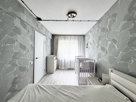 Продам двухкомнатную (2-комн.) квартиру, Клинцовская ул, 69, Брянск г