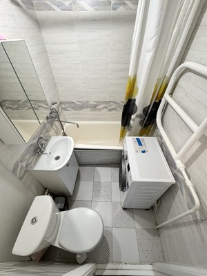 Продам двухкомнатную (2-комн.) квартиру, Клинцовская ул, 69, Брянск г