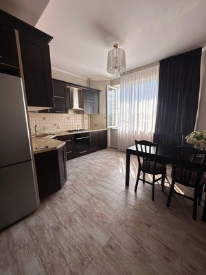 Продам двухкомнатную (2-комн.) квартиру, Севастопольский (Центральный р-н) пер, 3/1, Сочи г