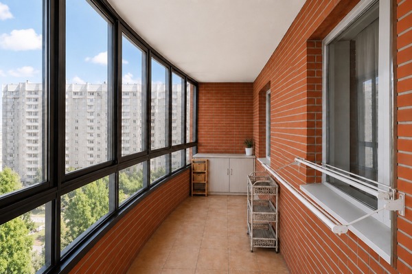 Продам трехкомнатную (3-комн.) квартиру, Юбилейный пр-кт, 1к2, Химки г