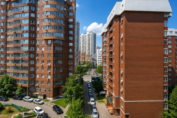 Продам трехкомнатную (3-комн.) квартиру, Юбилейный пр-кт, 1к2, Химки г