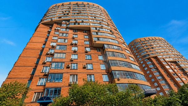 Продам трехкомнатную (3-комн.) квартиру, Юбилейный пр-кт, 1к2, Химки г