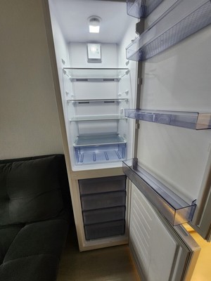 Продам однокомнатную (1-комн.) квартиру, Плесецкая ул, 10, Санкт-Петербург г