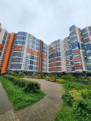Продам однокомнатную (1-комн.) квартиру, Плесецкая ул, 10, Санкт-Петербург г