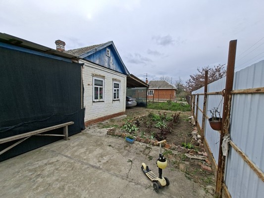 Продам дом, Ворошилова ул, 32, Краснооктябрьская ст-ца, 0 км от города