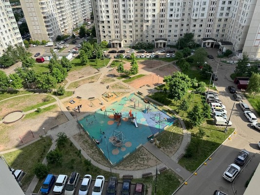 Продам трехкомнатную (3-комн.) квартиру, Комсомольский пр-кт, 24к2, Люберцы г