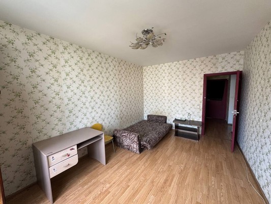 Продам трехкомнатную (3-комн.) квартиру, Комсомольский пр-кт, 24к2, Люберцы г