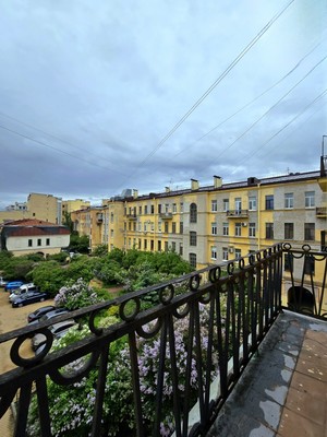 Продам трехкомнатную (3-комн.) квартиру, Шпалерная ул, 30, Санкт-Петербург г