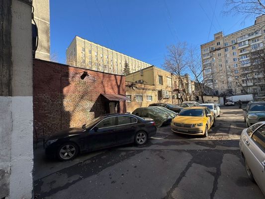 Сдам торговое помещение 388 м2, Бочкова ул, 3, Москва г