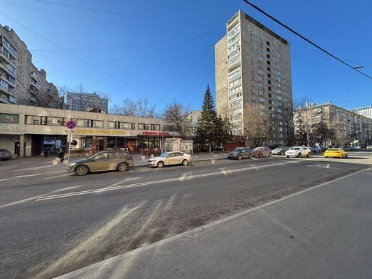Сдам торговое помещение 388 м2, Бочкова ул, 3, Москва г