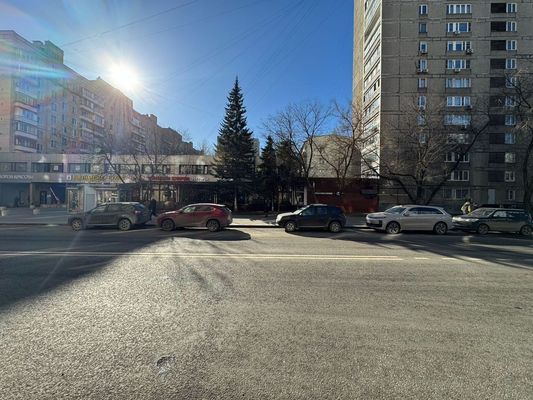 Сдам торговое помещение 388 м2, Бочкова ул, 3, Москва г