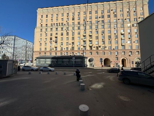 Сдам торговое помещение 388 м2, Бочкова ул, 3, Москва г