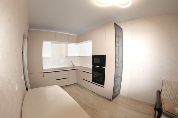Продам трехкомнатную (3-комн.) квартиру, Лифанова ул, 38, Пермь г